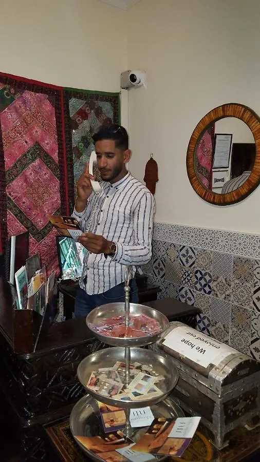 Riad De La Semaine Marrakesh 3*,