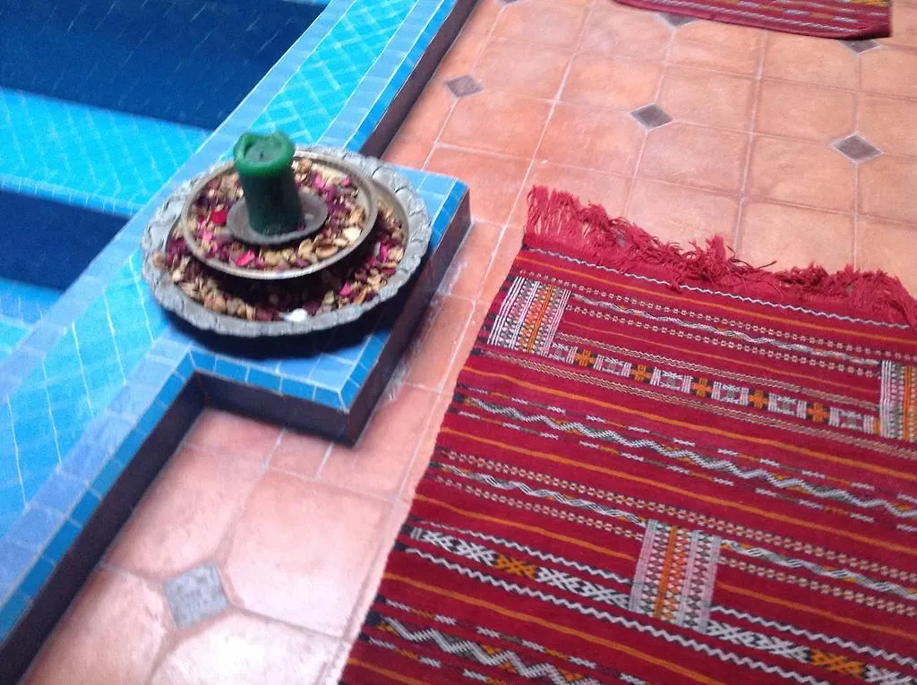 Riad De La Semaine Marrakesh 3*,