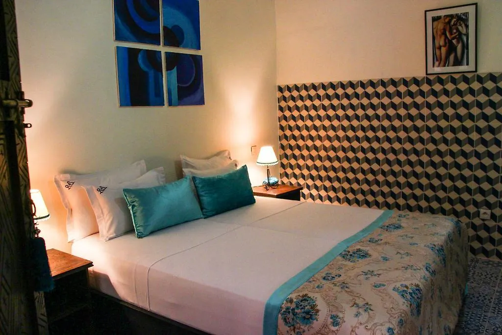 Riad De La Semaine Marrakesh 3*,