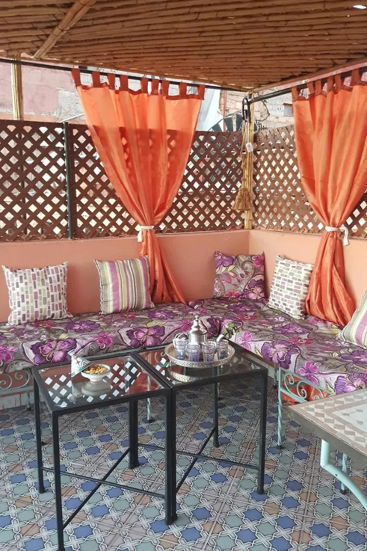 ***  Riad De La Semaine Marrakesh Marruecos